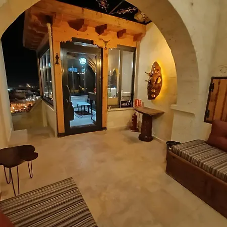 Apex Cave Hotel 2*