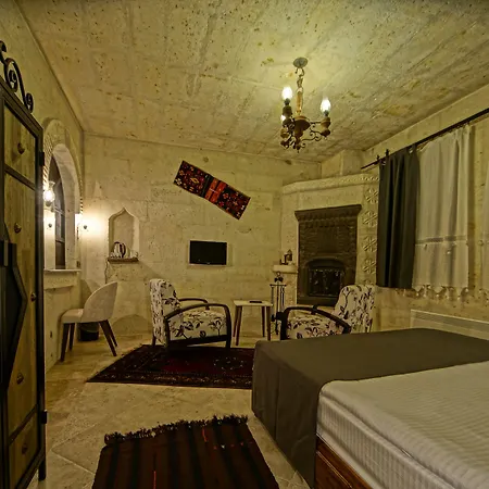 Apex Cave Hotel 4*